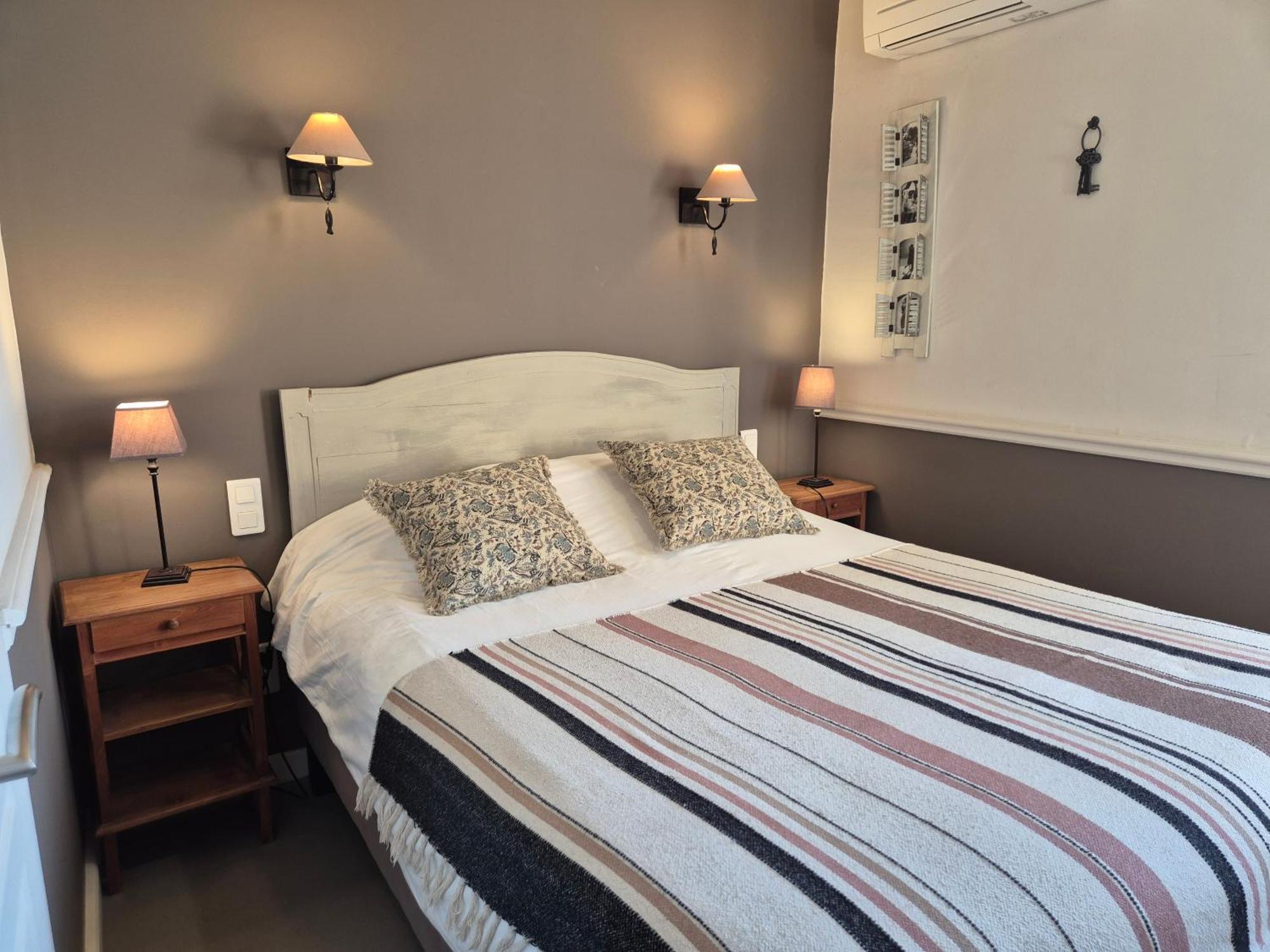Logishotels Le Relais Du Quercy Meyssac ภายนอก รูปภาพ