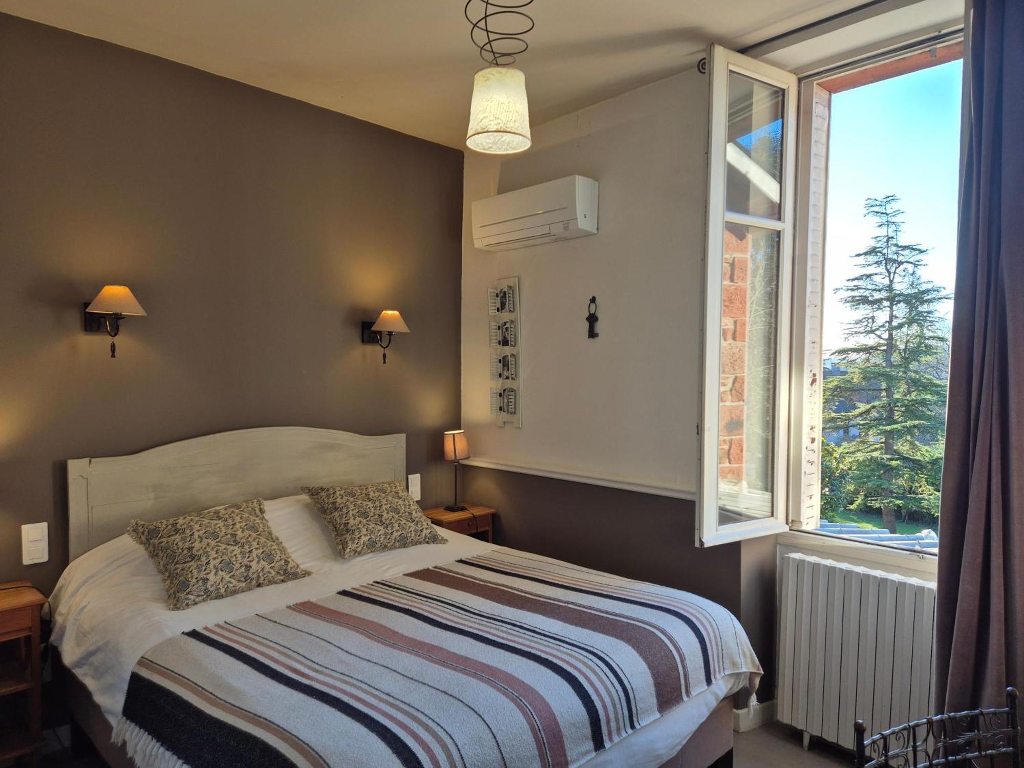 Logishotels Le Relais Du Quercy Meyssac ภายนอก รูปภาพ